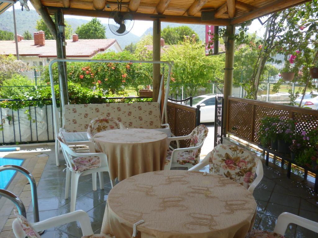 Cicek Hotel & Apartments Fethiye Exterior foto